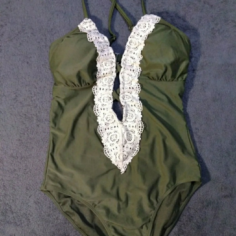 One piece swimsuit